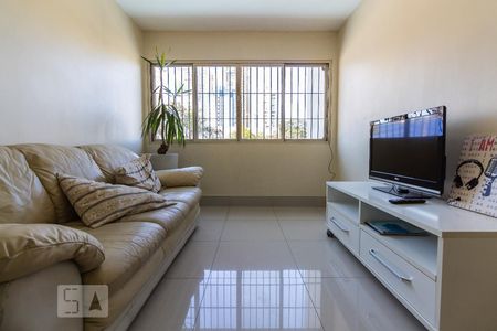 Sala de apartamento para alugar com 2 quartos, 75m² em Jardim das Acácias, São Paulo