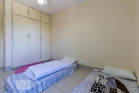 Quarto 1 de apartamento para alugar com 2 quartos, 75m² em Jardim das Acácias, São Paulo