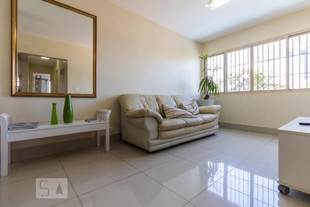 Sala de apartamento para alugar com 2 quartos, 75m² em Jardim das Acácias, São Paulo