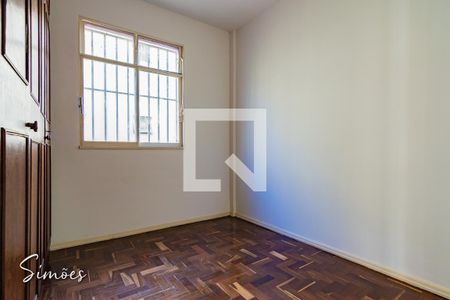 Apartamento à venda com 3 quartos, 75m² em Vila Paris, Belo Horizonte