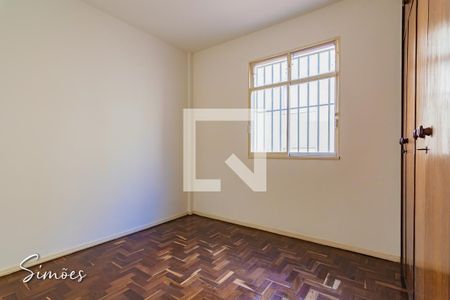 Apartamento à venda com 3 quartos, 75m² em Vila Paris, Belo Horizonte