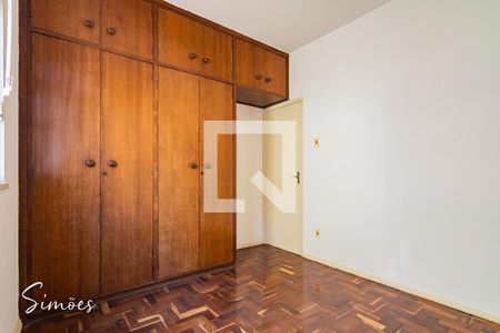 Apartamento à venda com 3 quartos, 75m² em Vila Paris, Belo Horizonte