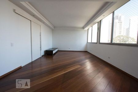 Sala de apartamento à venda com 3 quartos, 140m² em Vila Suzana, São Paulo