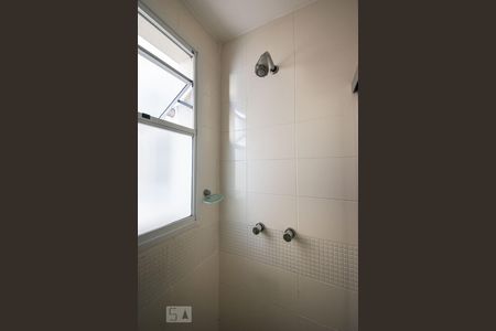 Banheiro de apartamento para alugar com 3 quartos, 70m² em Jardim São Caetano, São Caetano do Sul