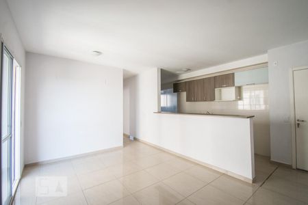 Sala de apartamento para alugar com 3 quartos, 70m² em Jardim São Caetano, São Caetano do Sul