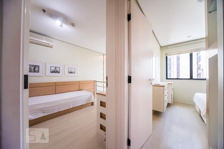 Quartos de apartamento à venda com 2 quartos, 69m² em Moema, São Paulo