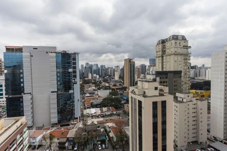 Vista de kitnet/studio para alugar com 1 quarto, 40m² em Itaim Bibi, São Paulo