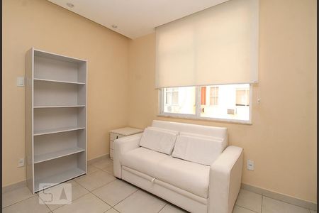 Sala. de apartamento para alugar com 1 quarto, 34m² em Copacabana, Rio de Janeiro