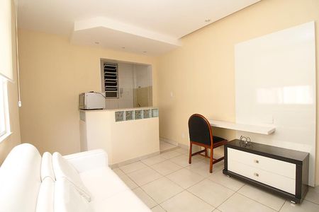 Sala. de apartamento para alugar com 1 quarto, 34m² em Copacabana, Rio de Janeiro