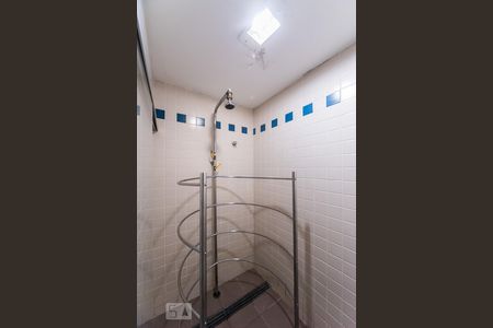 Studio para alugar com 50m², 1 quarto e 1 vaga Studio para alugar com 50m², 1 quarto e 1 vagaDucha Escocesa