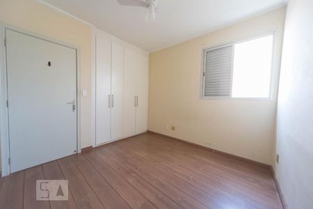 Suíte de apartamento à venda com 3 quartos, 100m² em Vila Lídia, Campinas