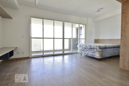 Sala e quarto de apartamento para alugar com 1 quarto, 39m² em Panamby, São Paulo