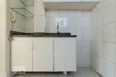 Cozinha de apartamento para alugar com 1 quarto, 37m² em Centro, Belo Horizonte