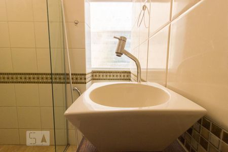 Banheiro de apartamento para alugar com 3 quartos, 68m² em Gutierrez, Belo Horizonte