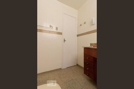 Banheiro 2 de apartamento para alugar com 3 quartos, 68m² em Gutierrez, Belo Horizonte