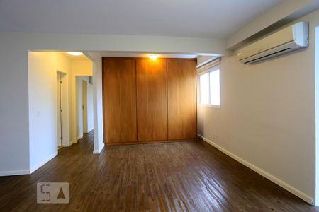 Sala Detalhe Armário de apartamento para alugar com 1 quarto, 82m² em Pinheiros, São Paulo