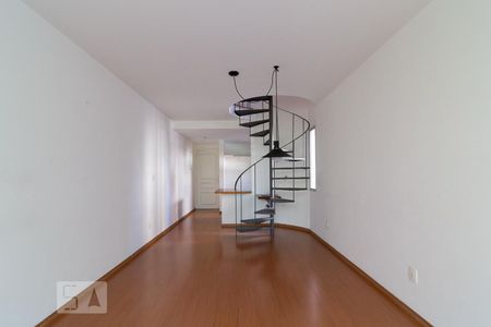 Apartamento para alugar com 60m², 1 quarto e 1 vagaSala