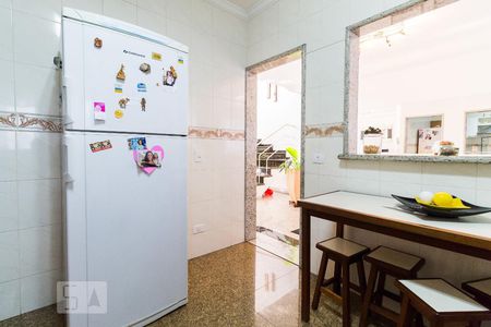 Cozinha de apartamento à venda com 3 quartos, 247m² em Vila Lúcia, São Paulo