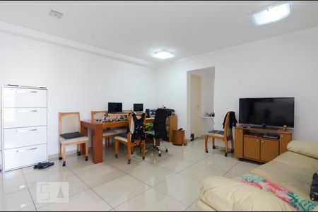 Sala de apartamento à venda com 2 quartos, 78m² em Vila Paiva, São Paulo