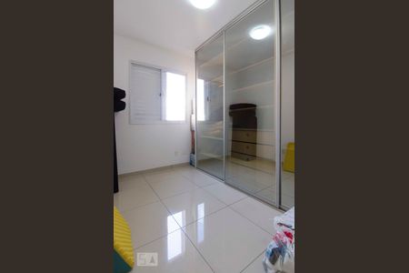 Quarto de apartamento à venda com 2 quartos, 78m² em Vila Paiva, São Paulo