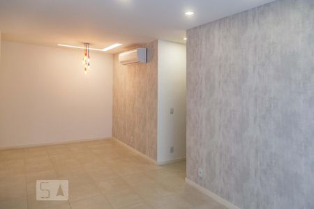 Sala de apartamento para alugar com 2 quartos, 84m² em Barra da Tijuca, Rio de Janeiro