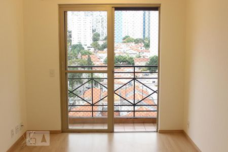 Sala de apartamento para alugar com 3 quartos, 66m² em Aclimação, São Paulo