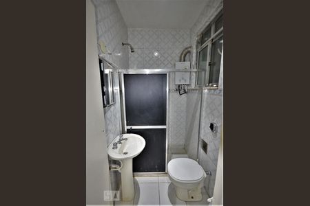 Banheiro Social de kitnet/studio à venda com 1 quarto, 19m² em Botafogo, Rio de Janeiro