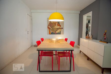 Sala de apartamento à venda com 2 quartos, 76m² em Jacarepaguá, Rio de Janeiro