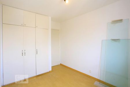 Quarto 1 Armário de apartamento à venda com 2 quartos, 80m² em Vila Madalena, São Paulo