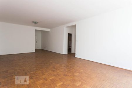 Sala de apartamento para alugar com 3 quartos, 220m² em Cerqueira César, São Paulo