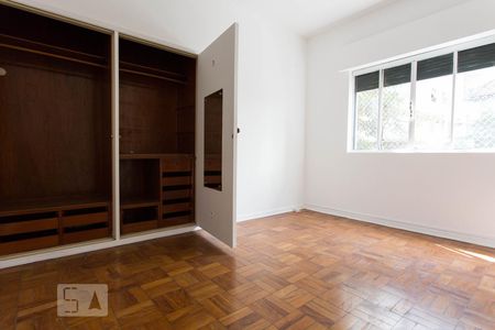 Quarto 01 de apartamento para alugar com 3 quartos, 220m² em Cerqueira César, São Paulo