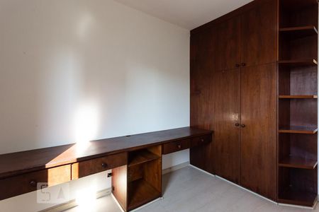 Quarto 1 de apartamento para alugar com 3 quartos, 98m² em Vila Olímpia, São Paulo