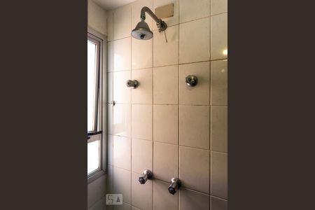 Banheiro de apartamento para alugar com 3 quartos, 98m² em Vila Olímpia, São Paulo