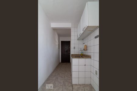 Cozinha de kitnet/studio à venda com 1 quarto, 33m² em Aclimação, São Paulo