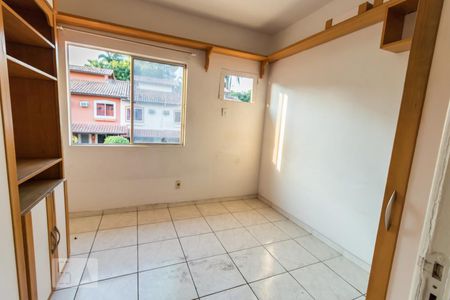 Quarto 01 de casa de condomínio à venda com 2 quartos, 73m² em Pechincha, Rio de Janeiro