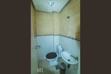 Banheiro de casa de condomínio à venda com 2 quartos, 73m² em Pechincha, Rio de Janeiro