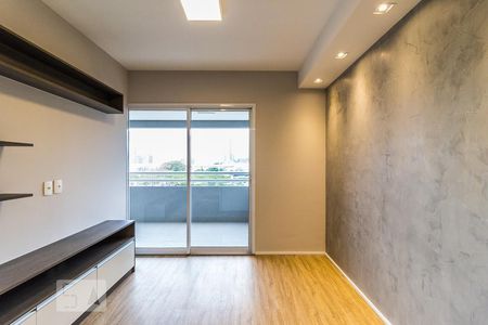 Sala de apartamento para alugar com 1 quarto, 47m² em Parque Industrial Tomas Edson, São Paulo