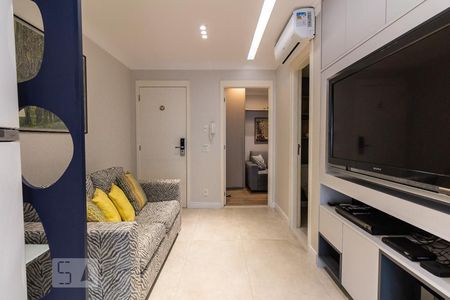 Sala de apartamento para alugar com 2 quartos, 76m² em Vila Gertrudes, São Paulo