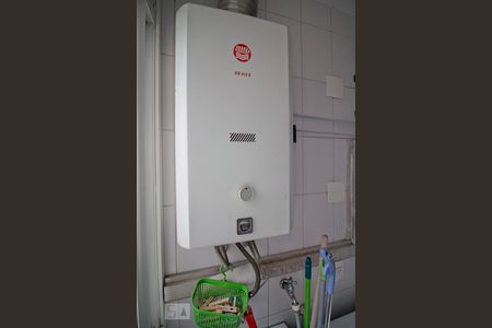 Apartamento à venda com 98m², 3 quartos e 1 vaga Apartamento à venda com 98m², 3 quartos e 1 vagaAquecedor