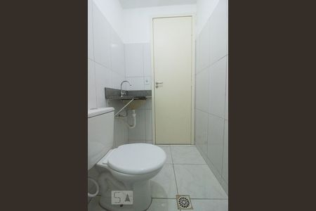 Banheiro de apartamento à venda com 3 quartos, 80m² em Castelo, Belo Horizonte