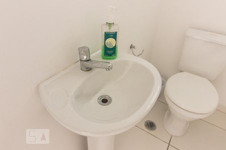 Lavabo de casa para alugar com 3 quartos, 85m² em Vila Isolina Mazzei, São Paulo