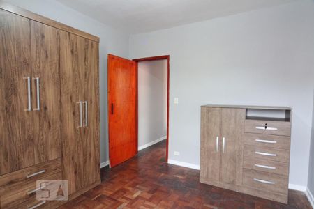 Quarto 1 de casa para alugar com 2 quartos, 120m² em Parque Peruche, São Paulo