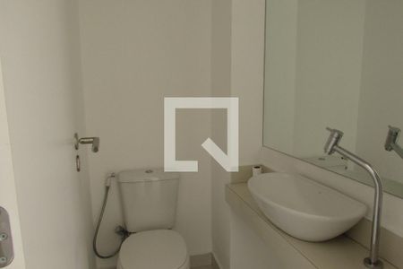 Lavabo de apartamento para alugar com 3 quartos, 134m² em Vila Sônia, São Paulo