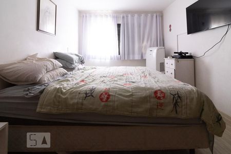Suíte de apartamento à venda com 3 quartos, 138m² em Aclimação, São Paulo