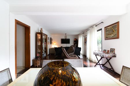 Sala de apartamento à venda com 3 quartos, 138m² em Aclimação, São Paulo