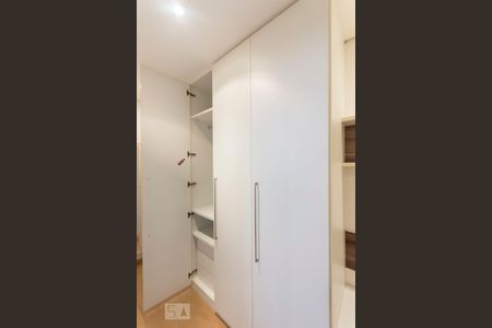 Suite de apartamento para alugar com 1 quarto, 50m² em Vila Olímpia, São Paulo