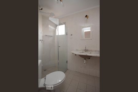 Banheiro de apartamento para alugar com 2 quartos, 50m² em Bela Vista, São Paulo