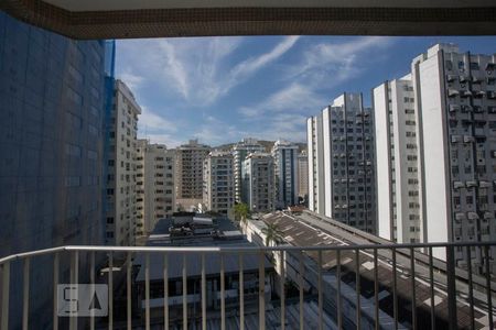 Vista da Suíte de apartamento para alugar com 3 quartos, 105m² em Icaraí, Niterói