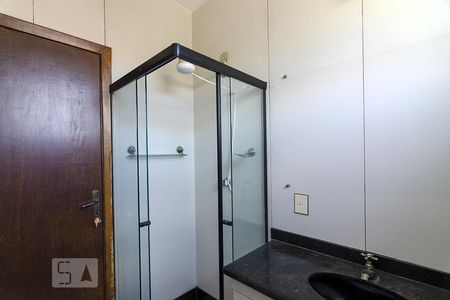 Banheiro Social de apartamento para alugar com 3 quartos, 90m² em Cidade Nova, Belo Horizonte