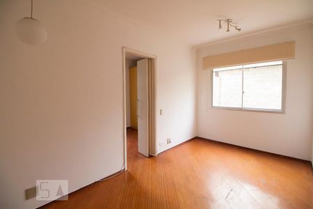 Sala de apartamento para alugar com 1 quarto, 38m² em Bela Vista, São Paulo